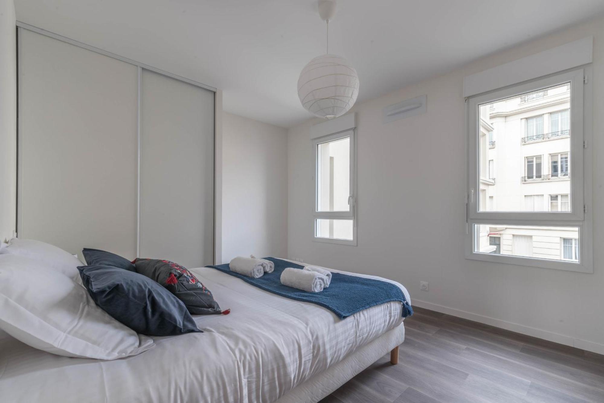 MELANIE - Appartement proche gare, arrivée 24 24 Le Mans Exterior foto