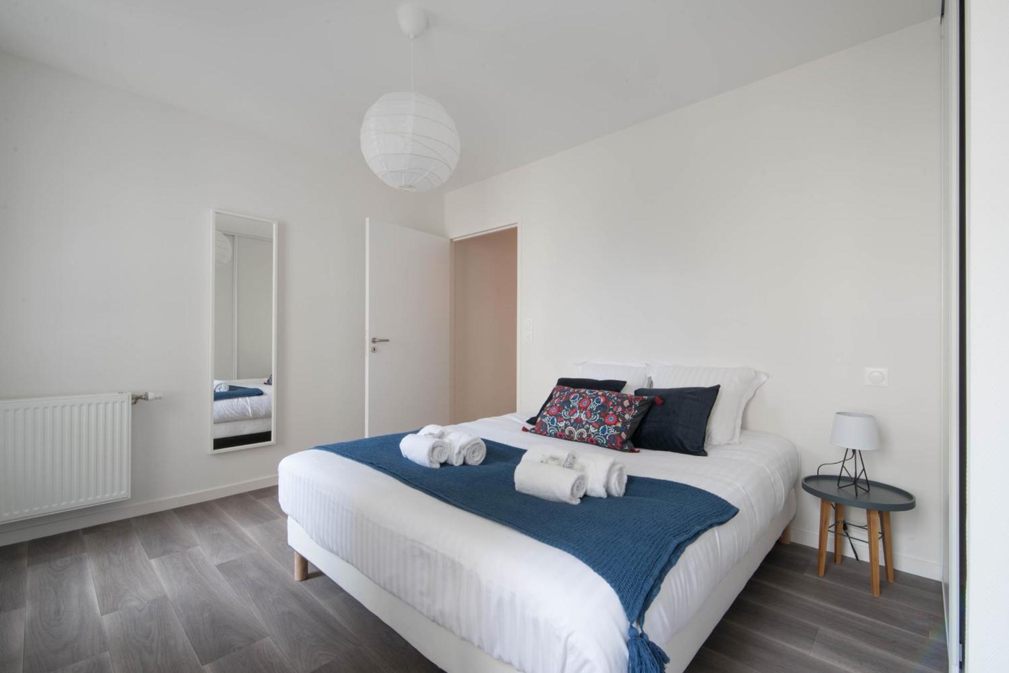 MELANIE - Appartement proche gare, arrivée 24 24 Le Mans Exterior foto